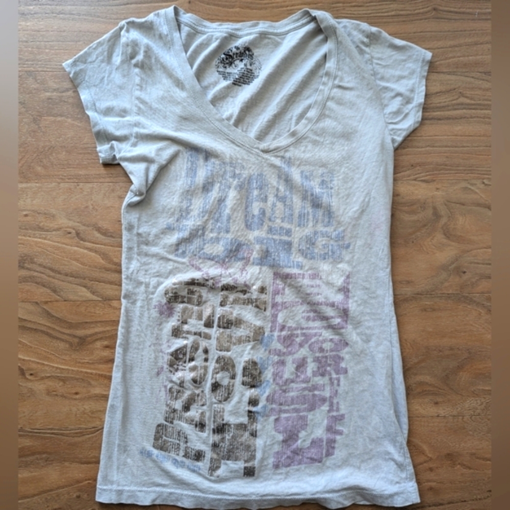 Vintage Y2K Stranded Women's Short Sleeve Tee 100% Cotton